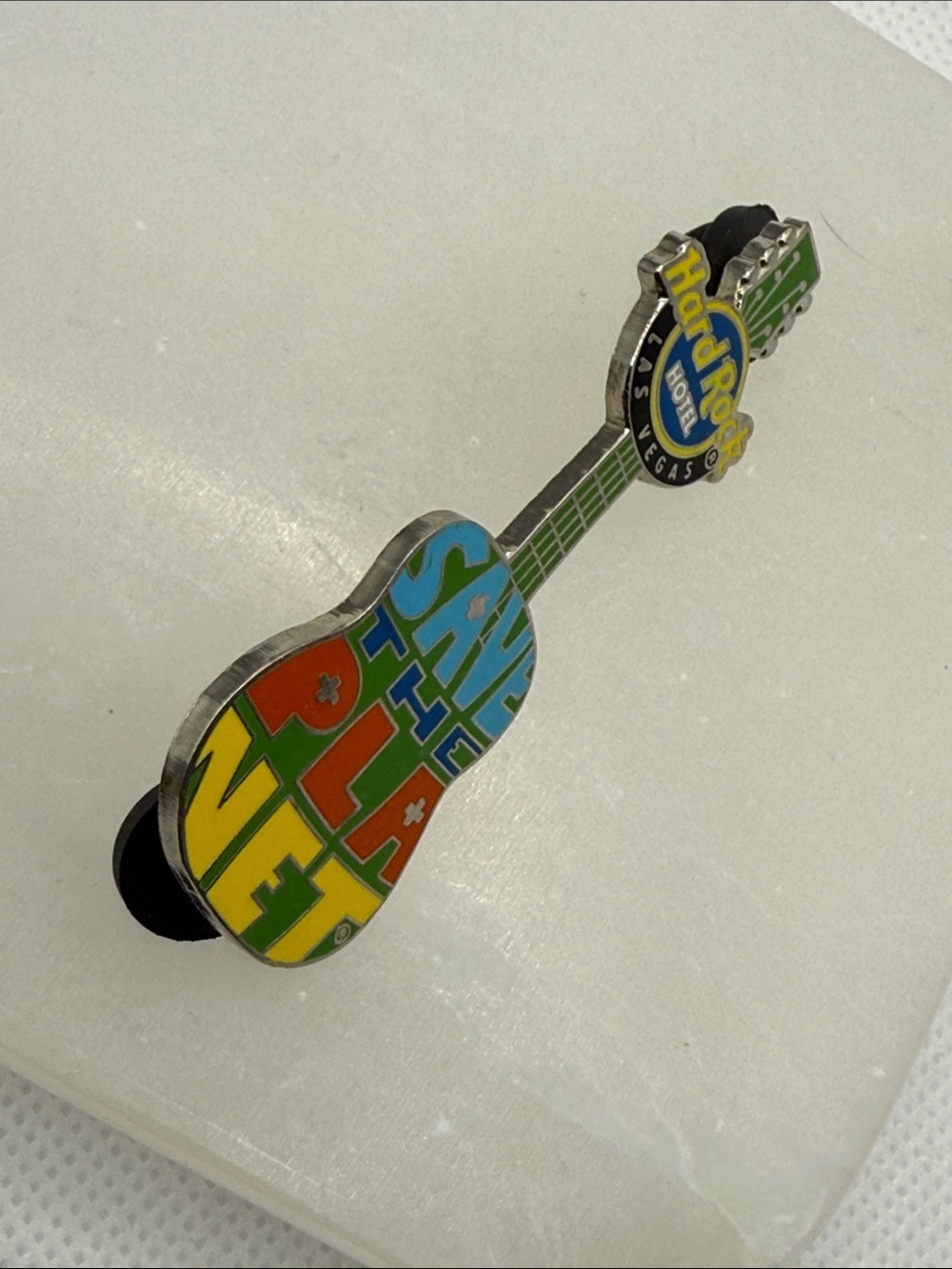 Hard Rock Cafe green blue yellow red Save The Planet Guitar Pin limited edition - Picture 10 of 15